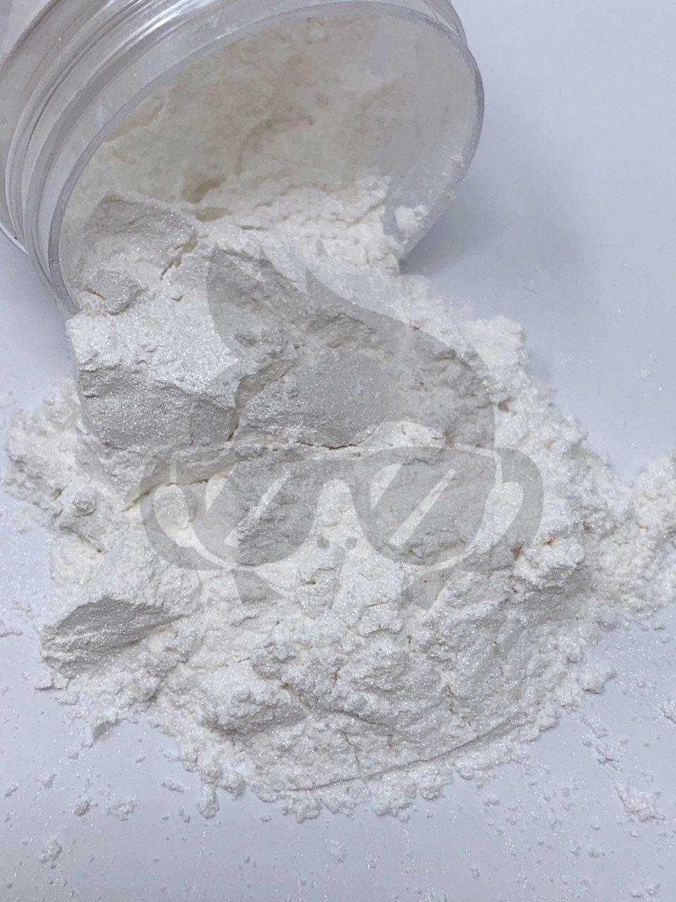 Ultra Sparkling White Mica Powder – Slice of the Moon